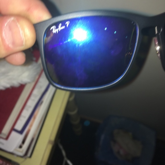 Ray Bans polarized sunglasses - Picture 2 of 6